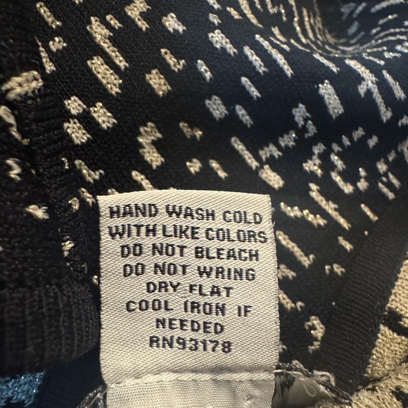 Carmen Marc Valvo Stretchy Sheath Dress 3/4 Sleeve Metallic Geometric Design, S - Picture 8 of 8